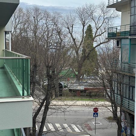 Лукс На Море Luxury Apartment In Downtown With Garage Varna Eksteriør bilde