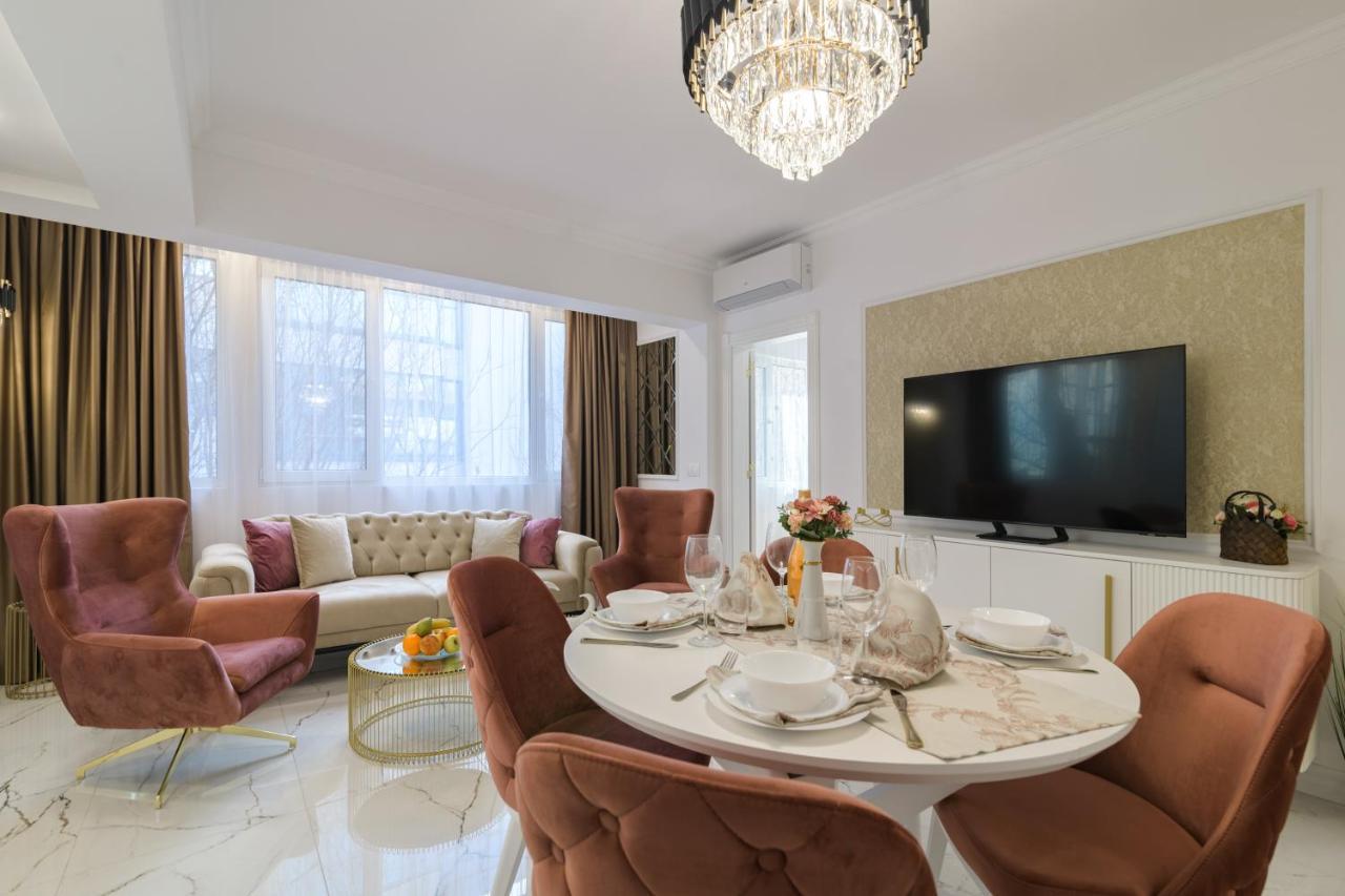 Лукс На Море Luxury Apartment In Downtown With Garage Varna Eksteriør bilde